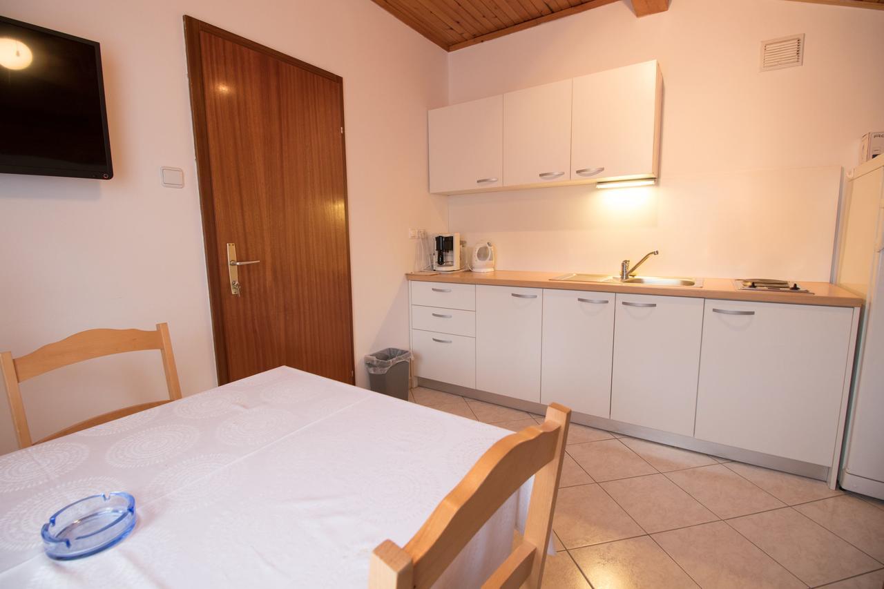Rooms Sofija Selce Extérieur photo